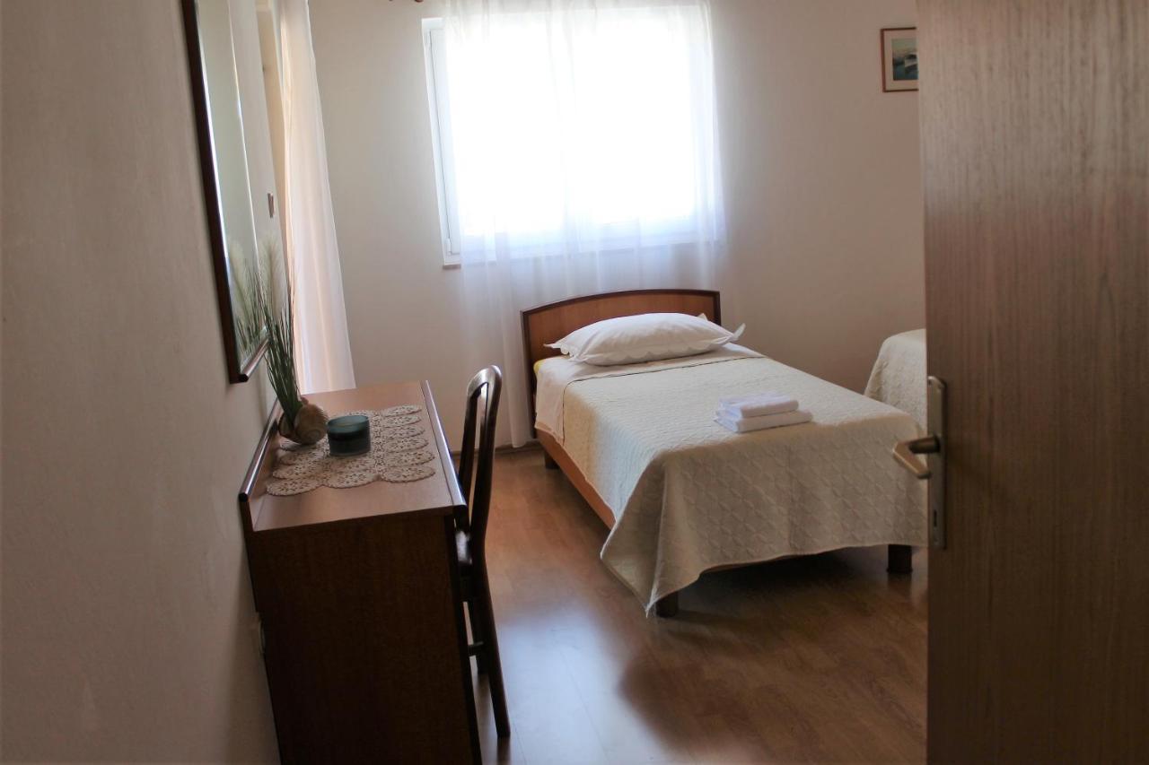 Apartment Benten Дрвеник Екстер'єр фото