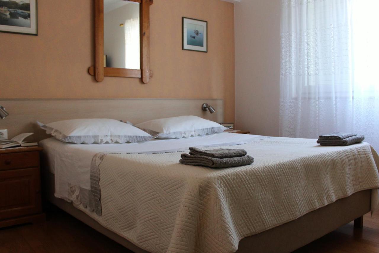Apartment Benten Дрвеник Екстер'єр фото