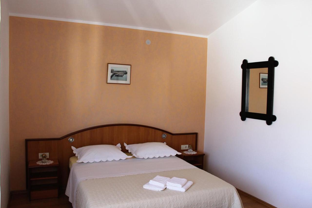 Apartment Benten Дрвеник Екстер'єр фото