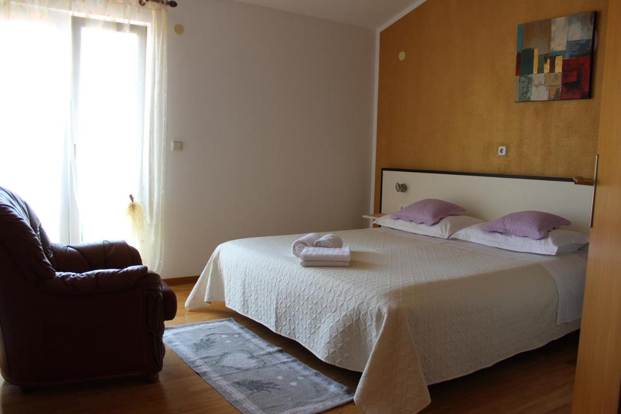 Apartment Benten Дрвеник Екстер'єр фото